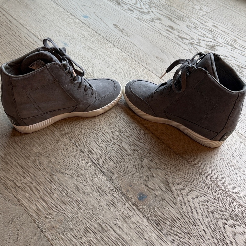 EUC Sorel “Out and About II” Wedge High-Top Sneakers (Dark Gray) waterproof (8) - Picture 11 of 13